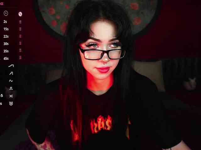 JuicyJess webcam