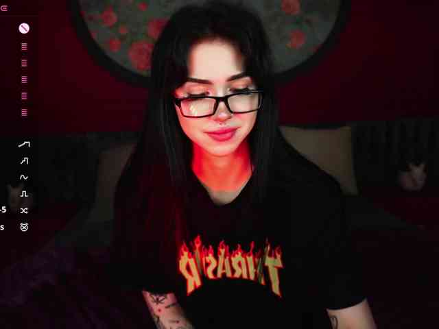 JuicyJess webcam