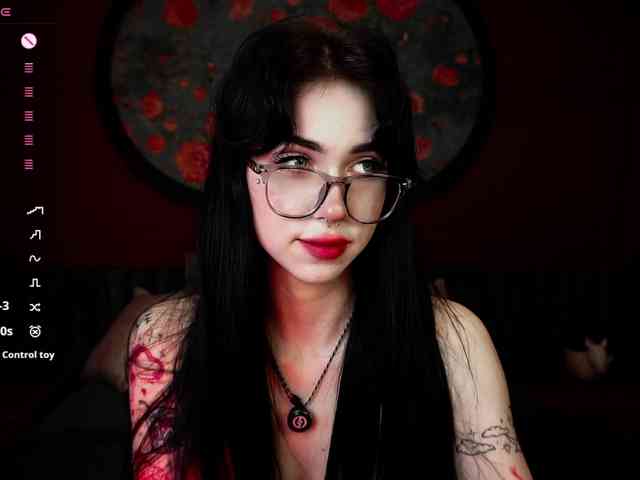 JuicyJess webcam