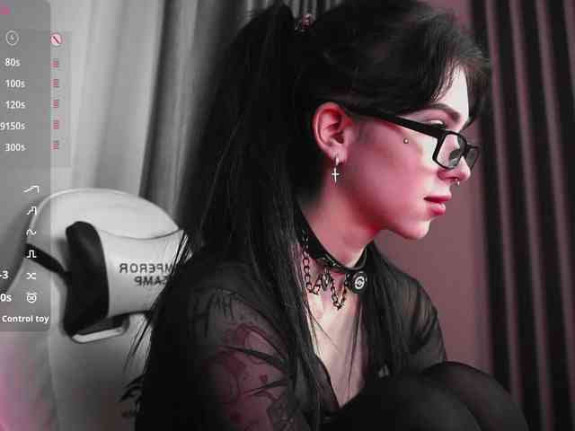 JuicyJess webcam