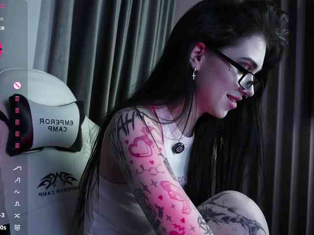 JuicyJess webcam