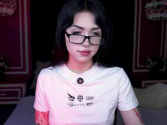 JuicyJess webcam