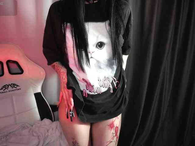 JuicyJess webcam