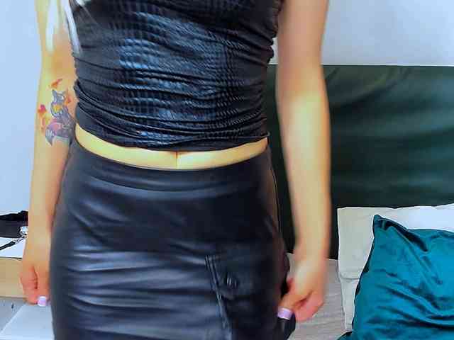 Model: CatrinGood