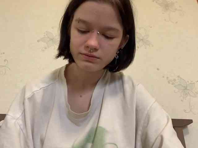 Viola_cutie webcam