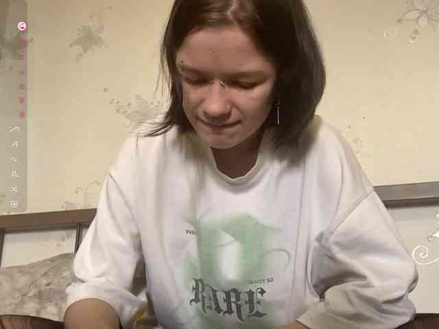 Viola_cutie webcam
