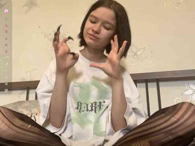Viola_cutie webcam
