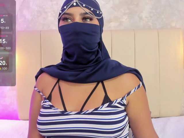 Dakshaa live cam on BongaCams