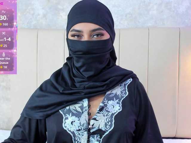 Dakshaa's BongaCams show and profile