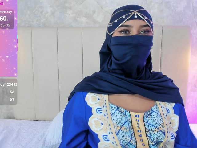 Dakshaa live cam on BongaCams