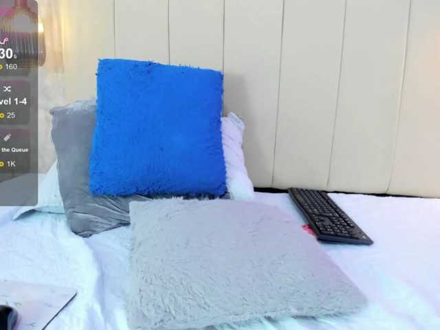Dakshaa live cam on BongaCams