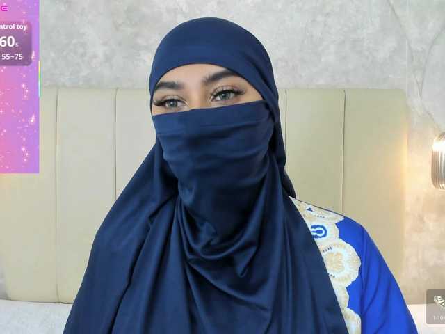 Dakshaa live cam on BongaCams
