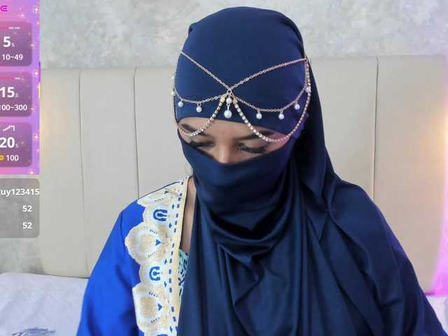 Dakshaa live cam on BongaCams
