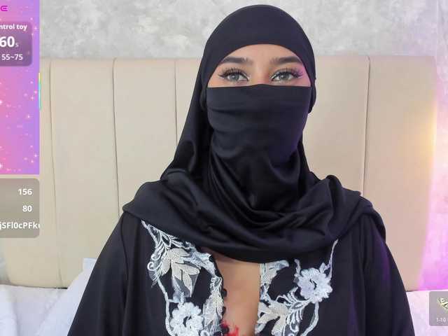 Dakshaa live cam on BongaCams