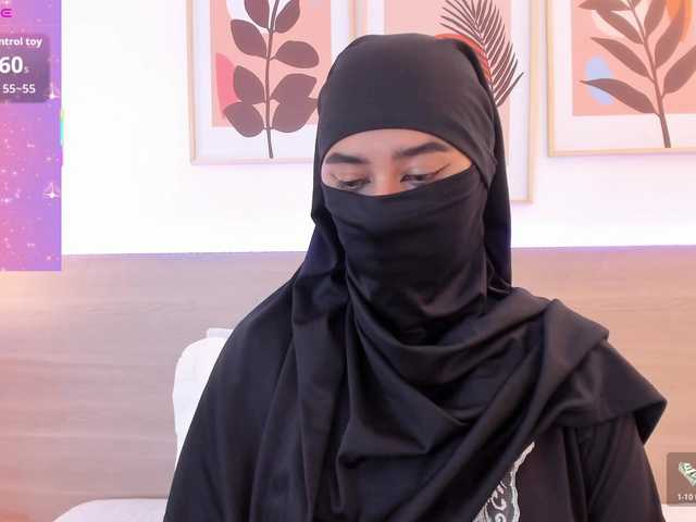 Dakshaa's BongaCams show and profile