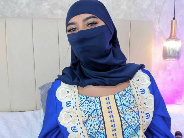Dakshaa live cam on BongaCams