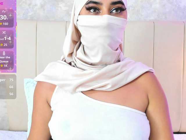 Dakshaa's BongaCams show and profile