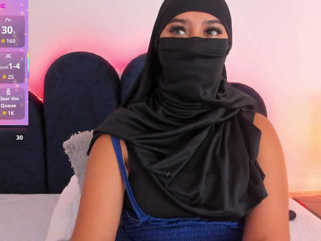 Dakshaa live cam on BongaCams