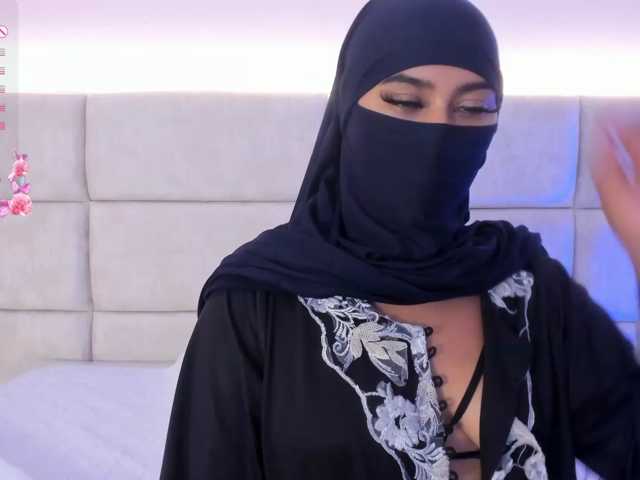 Dakshaa live cam on BongaCams