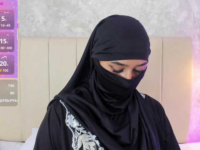 Dakshaa live cam on BongaCams