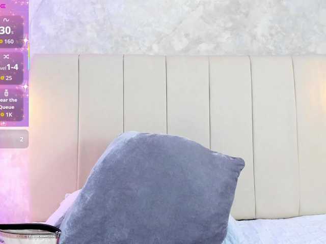 Dakshaa live cam on BongaCams