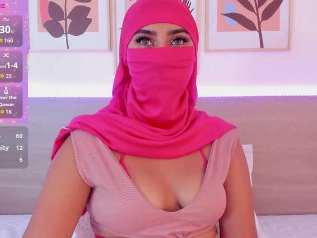 Dakshaa live cam on BongaCams
