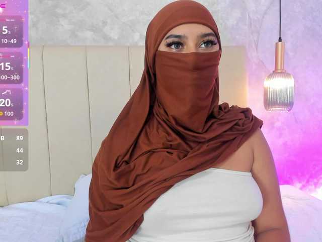 Dakshaa live cam on BongaCams
