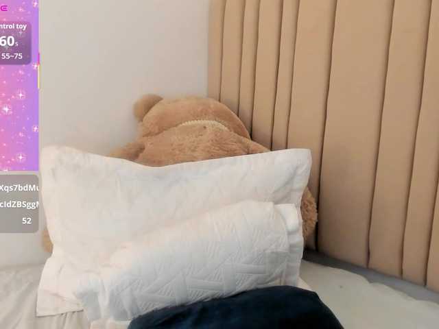 Dakshaa live cam on BongaCams