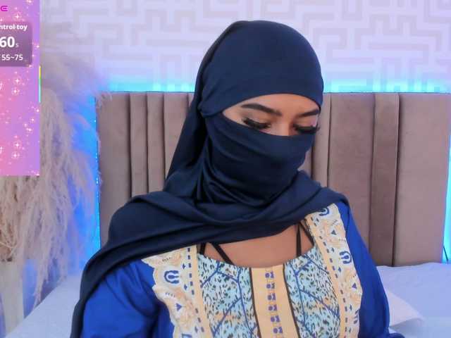 Dakshaa live cam on BongaCams