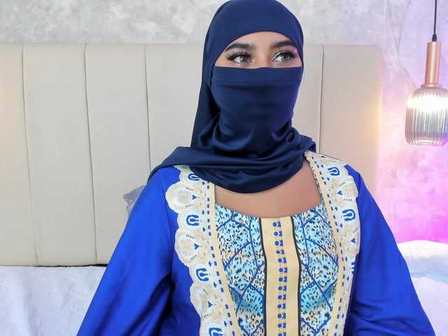 Dakshaa live cam on BongaCams
