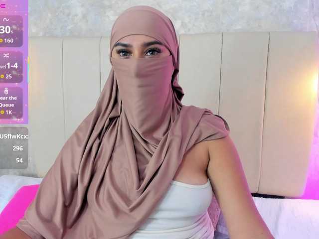 Dakshaa live cam on BongaCams