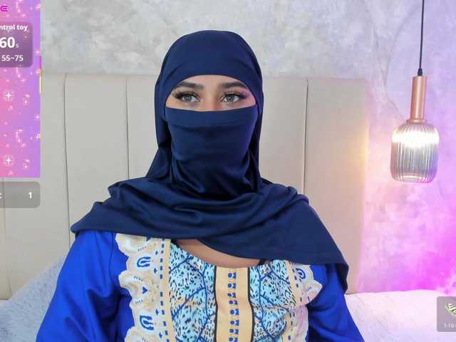 Dakshaa live cam on BongaCams