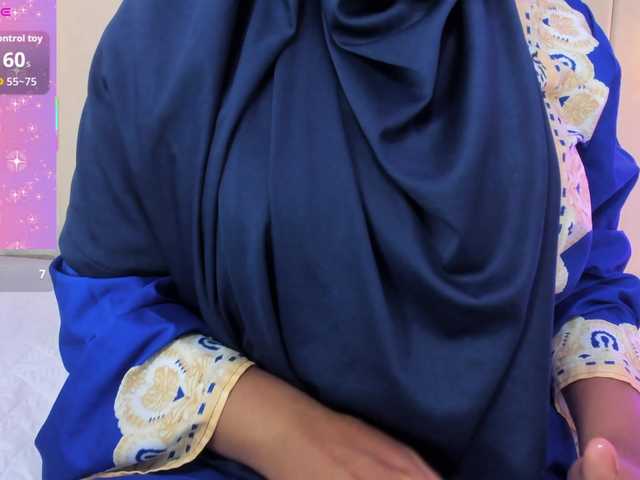 Dakshaa live cam on BongaCams