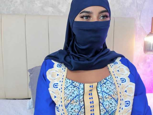Dakshaa live cam on BongaCams