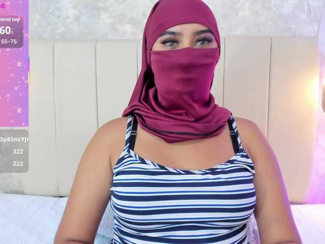 Dakshaa live cam on BongaCams