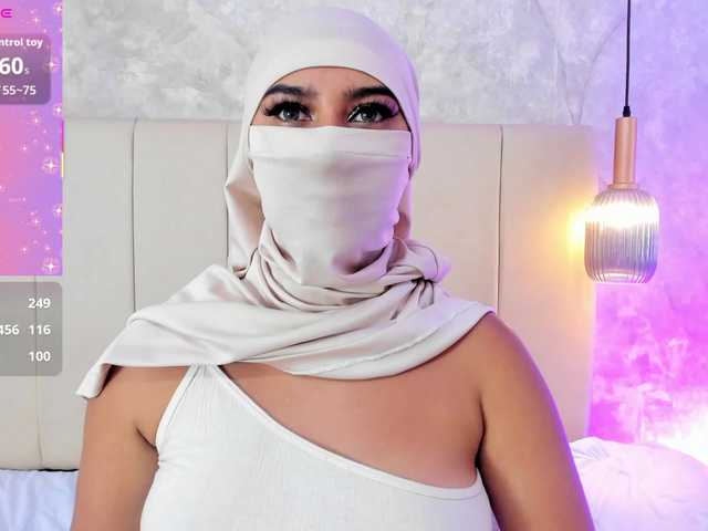 Dakshaa Live Cam pe BongaCams