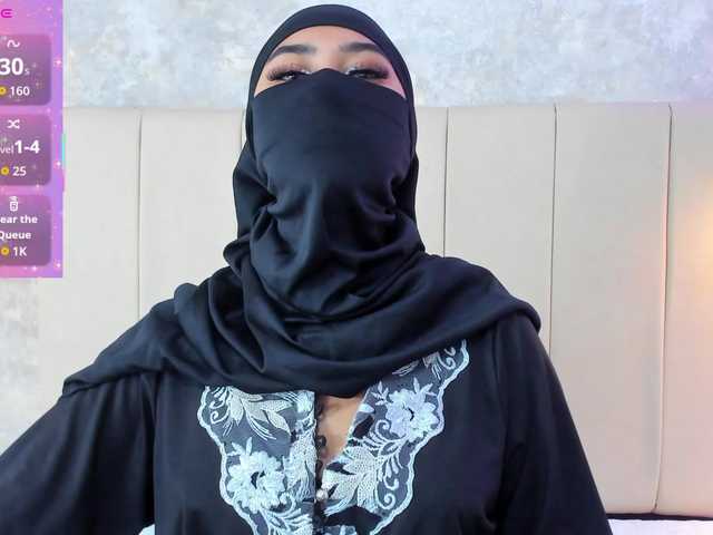 Dakshaa's BongaCams show and profile