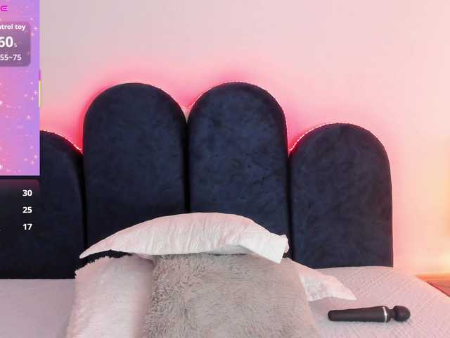 Dakshaa live cam on BongaCams