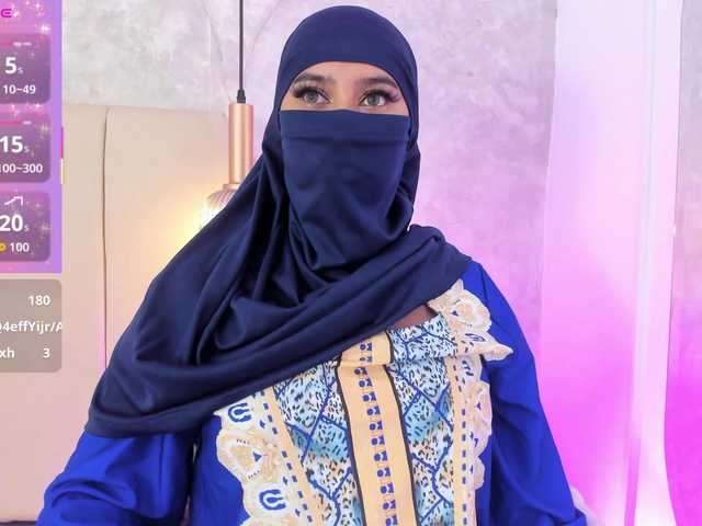 Dakshaa live cam on BongaCams