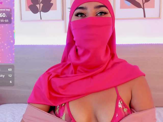 Dakshaa live cam on BongaCams