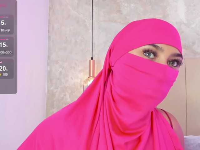 Dakshaa live cam on BongaCams