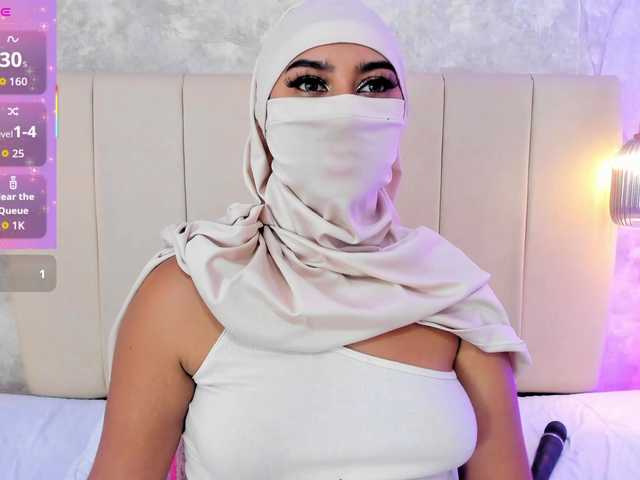 Dakshaa live cam on BongaCams