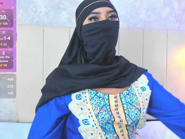 Dakshaa's BongaCams show and profile