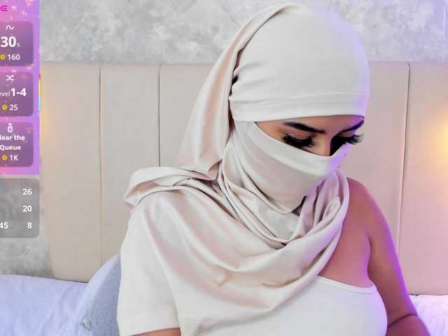 Dakshaa live cam on BongaCams