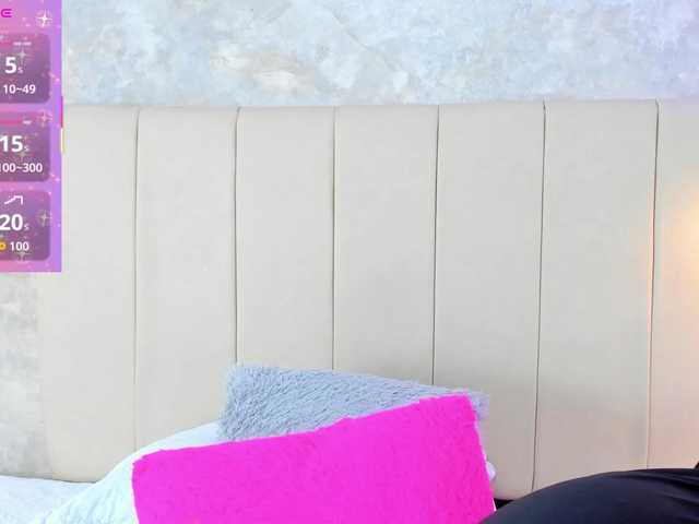 Dakshaa's BongaCams show and profile