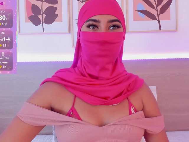 Dakshaa live cam on BongaCams