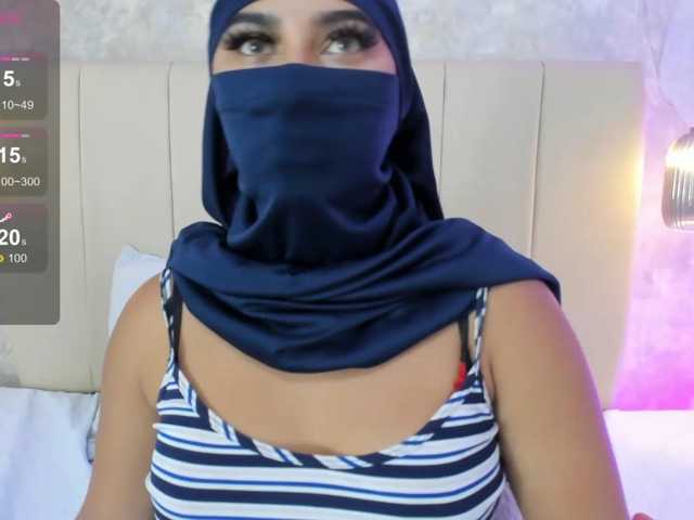 Dakshaa live cam on BongaCams
