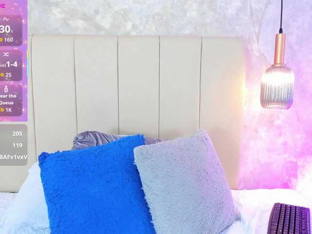 Dakshaa live cam on BongaCams