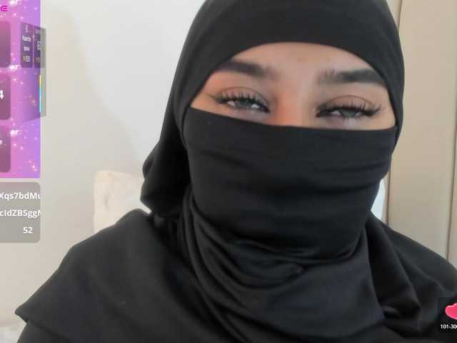 Dakshaa live cam on BongaCams