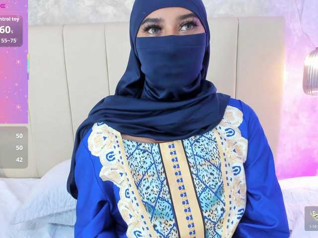 Dakshaa live cam on BongaCams